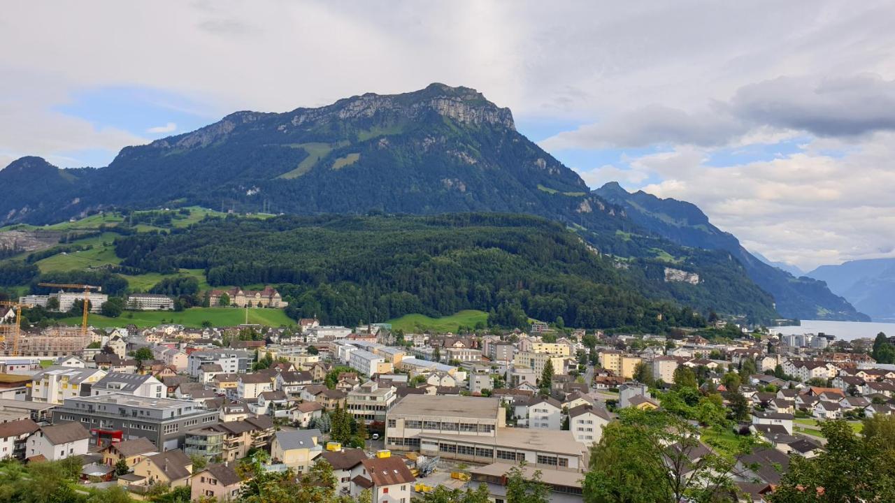 Ferienwohnung Seesicht Brunnen Luaran gambar
